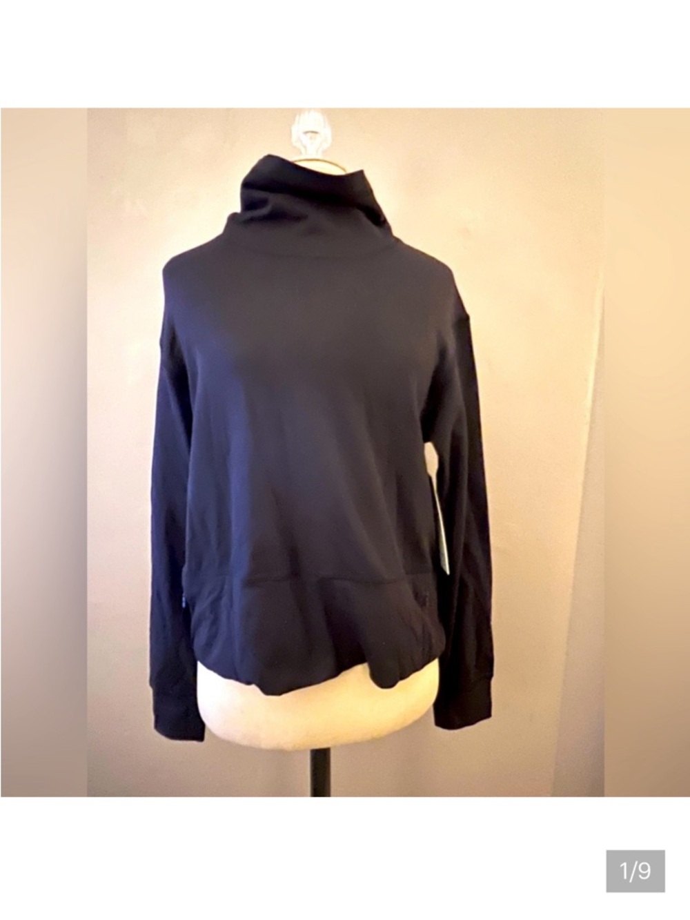 NWOT Lululemon Ready to Rulu Top- Size  6- Black